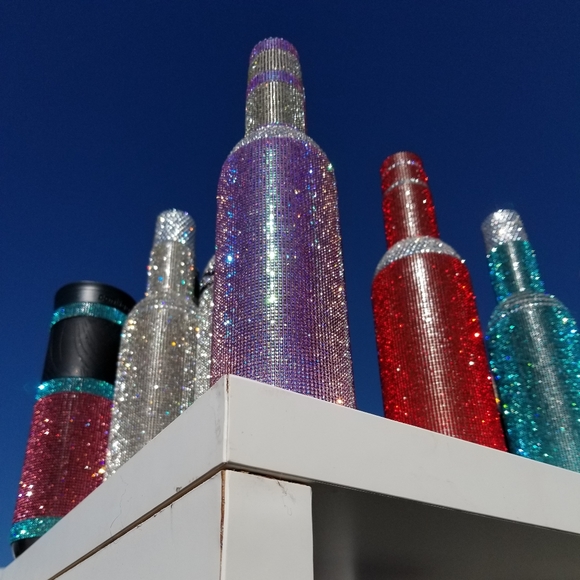 Meet your Posher, Samantha - Picture 3 of 5